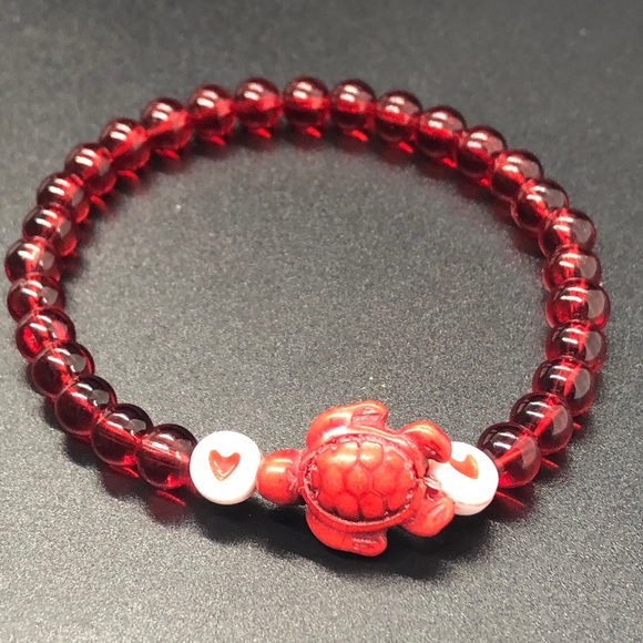 Turtle Red Heart Beaded Stretch Bracelet - Picture 11 of 13